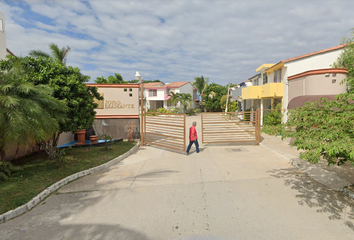 Casa en fraccionamiento en  Mar Egeo, Miramapolis, Ciudad Madero, Tamaulipas, México