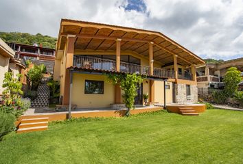 Casa en fraccionamiento en  Alta Vista Oriente, Chapala, Jalisco, Mex