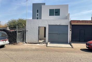 Casa en  Profesor Jesús Romero Flores, Morelia, Michoacán, México