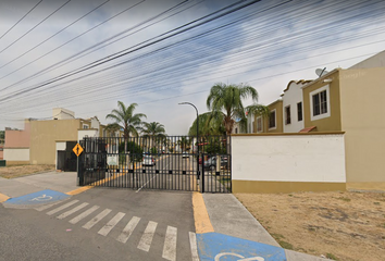 Casa en fraccionamiento en  Avenida Vista Alegre 2130, Santiago De Querétaro, Querétaro, México