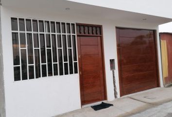Casa en  Santa Rosa, Lima