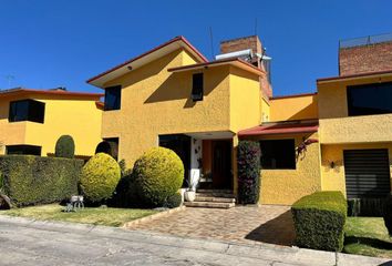 Casa en fraccionamiento en  San Jerónimo Chicahualco, Metepec