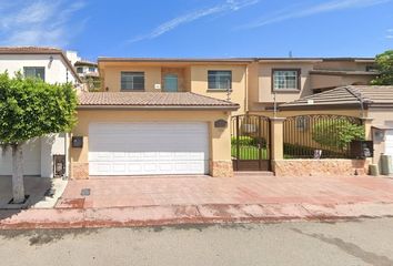 Casa en  Av Del Bosque, Lomas De Agua Caliente 6ta Sección, Tijuana, Baja California, México