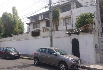 Casa en  Cristóbal Sandoval, Quito, Ecuador