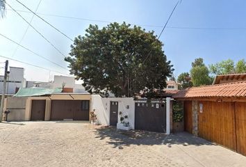 Casa en  De Capulines, Jurica Pinar, 76100 Santiago De Querétaro, Qro., México