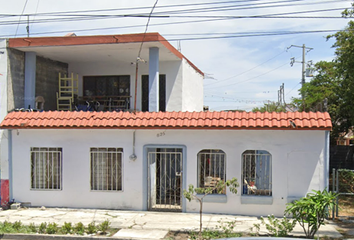 Casa en  C. Del Lindero, Paseo De San Miguel, Guadalupe, Nuevo León, México