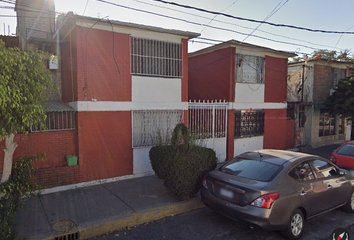 Casa en  Valle Diez Mil Humos 10, Mz 044, Valle De Aragon 1ra Sección, Ciudad Nezahualcóyotl, Estado De México, México