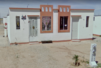 Casa en  Fraccionamienyo Valle De Allende, Calle Balnearios 1166, Juárez, Chihuahua, México