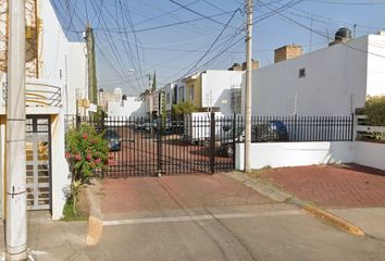 Casa en fraccionamiento en  Maria Mares, Aldama Tetlán, Guadalajara, Jalisco, México