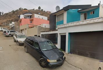 Casa en  Bugambilias, Las Flores, Ensenada, Baja California, México