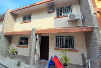 Casa en fraccionamiento en  Joyas De Mocambo, Veracruz, México