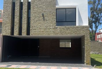 Casa en fraccionamiento en  San Bernardino Tlaxcalancingo, San Andrés Cholula