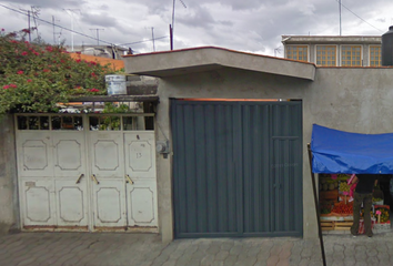 Casa en  Emiliano Zapata, Los Reyes, Tláhuac, Cdmx, México