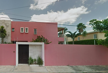 Casa en  C. 28 335, Emiliano Zapata Nte, 97129 Mérida, Yuc., México
