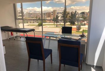 Oficina en  Mariano Acosta & 9 De Octubre, Quito, Ecuador