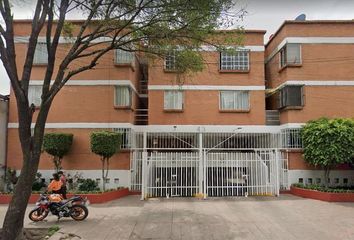Departamento en  Av. Azcapotzalco 43, San Alvaro, 02090 Ciudad De México, Cdmx, México