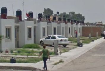 Casa en  Doctor Francisco Carrillo, Las Pregolas, Irapuato, Guanajuato, México