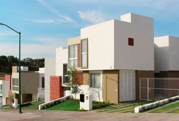 Casa en fraccionamiento en  Colinas De San Isidro, Avenida Camino De Los Parques, Colinas De San Isidro, Zapopan, Jalisco, México