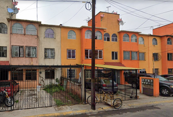 Casa en fraccionamiento en  Calle Teoloyucan 3-7, Unidad Habitacional Rey Neza, Nezahualcóyotl, México, 57809, Mex