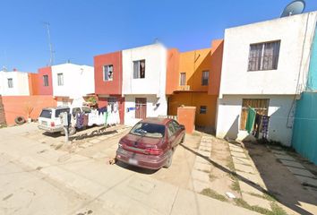 Casa en condominio en  Hinojo, Hacienda Las Delicias, Tijuana, Baja California, México