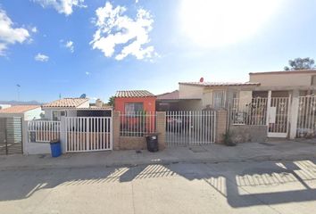 Casa en  Circuito Los Encinos, Fraccionamiento Los Encinos, Ensenada, Baja California, México
