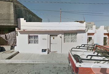 Casa en  C. 16, Popular Prof Federico Berrueto Ramón, 25096 Saltillo, Coah., México