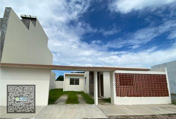 Casa en  Conjunto Habitacional Tinajitas, Boca Del Río, Paso Del Toro, Veracruz, México