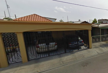 Casa en  Avenida José Joaquín Fernández De Lizardi Número 1287, Independencia, Mexicali, Baja California, México