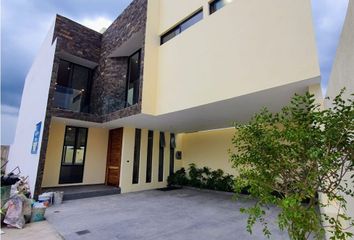 Casa en  Avenida De La Cantera 765-765, Valle Imperial, Zapopan, Jalisco, México