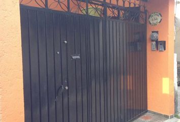 Casa en  2da Cerrada De Tecla, Los Reyes, Ciudad De México, Cdmx, México