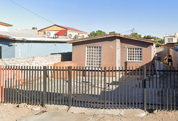 Casa en  Isla Mindanao, Jardines Del Lago, Mexicali, Baja California, México