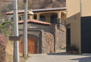 Casa en fraccionamiento en  Paseo Del Quetzal No. 5, San Juan Cosalá, Jalisco, México