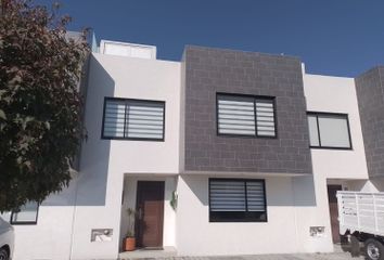 Casa en fraccionamiento en  Calle Francisco Javier Mina, Magdalena, San Mateo Atenco, Estado De México, México