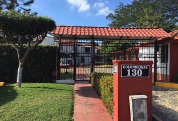 Casa en  Paseo De Las Golondrinas, Ixtapa Zihuatanejo, Guerrero, México