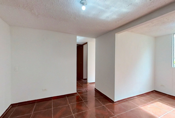 Apartamento en  Conjunto Residencial Ventanas De Usminia, Carrera 4, Bogotá, Colombia