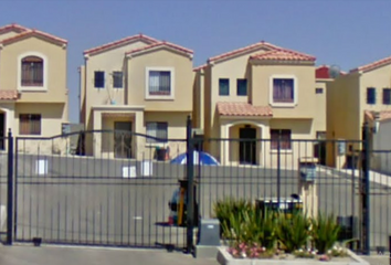 Casa en  Privada Monserrat, Barcelona Residencial, Lazaro Cardenas, La Joya, Baja California, México