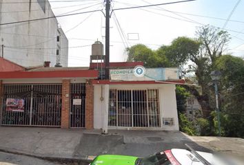 Casa en  13 De Septiembre, Lealtad Institucional, Xalapa-enríquez, Veracruz, México