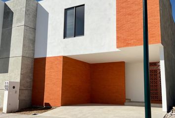 Casa en  Fraccionamiento Villas De Palermo, Via Terra Santa, León, Guanajuato, México
