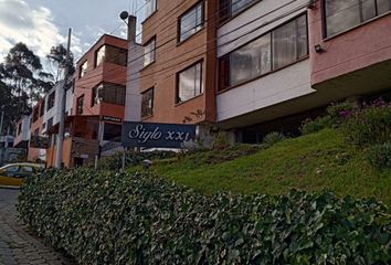 Departamento en  Avenida Eloy Alfaro & De Los Juncos, Quito, Ecuador