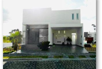 Casa en fraccionamiento en  Mi Casa En Lomas, Plaza Arcángeles, Lomas De Angelópolis, San Andrés Cholula, Puebla, México