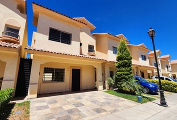 Casa en  Alta California Residencial, Boulevard Alta California, Jalisco, Jalisco, México