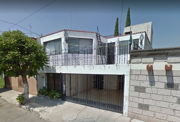 Casa en  Lucio Marmolejo, Zona De Oro, Celaya, Guanajuato, México