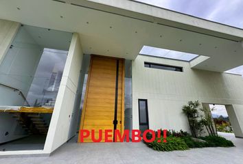 Casa en  Puembo, Ecuador