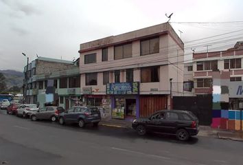 Casa en  Avenida Teniente Hugo Ortiz, San Bartolo, Quito, Ecuador