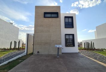 Casa en  Avenida Paseos De Aguascalientes, Paseos De Aguascalientes, Aguascalientes, México