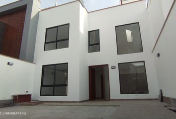 Casa en  Urb Las Brisas De Villa, Chorrillos, Perú