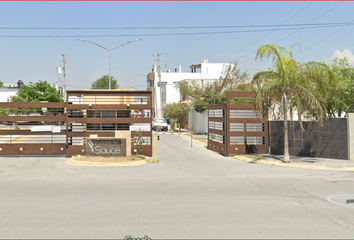 Casa en fraccionamiento en  Privadas Del Sauce Sector Avellano, 6to Sector Privadas Del Sauce, Ciudad General Escobedo, Nuevo León, México