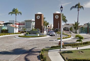 Casa en fraccionamiento en  Marina Mazatlán, Mazatlán