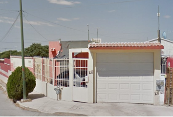 Casa en  Calle Valle Del Cauca 1625, Cerrada Del Parque, Juárez, Chihuahua, México