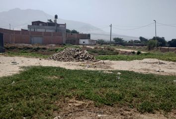 Terreno en  Rxpw+8m Moche, Perú